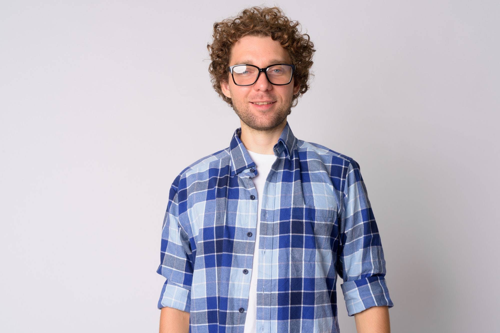 portrait-of-happy-handsome-hipster-man-with-eyeglasses-smiling.jpg